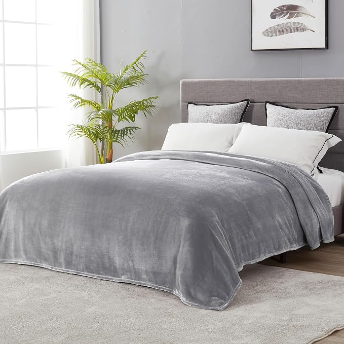 DREAMNINE Extra Large Soft Comfy Fluffy Fleece Bed Blanket Full Size 80" x 90", Luxury Decorative Fuzzy Blanket for Women Girl, Big Cozy Gray Shaggy Warm Flannel Blankets for Winter Autumn Pets, Grey