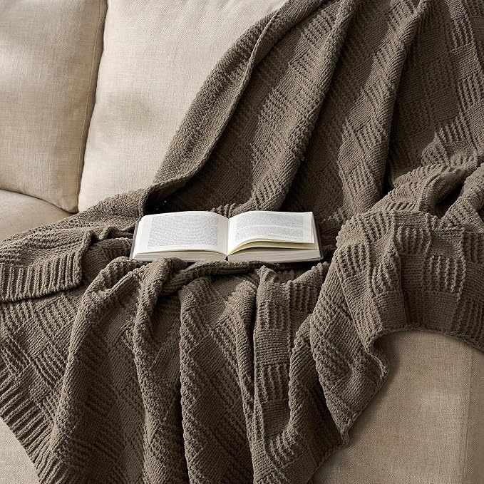 EVERGRACEHOME Modern Checkered Chenille Throw Blanket, Soft Cozy Plaid Knitted Blanket for Sofa & Couch, Decorative Knit Throw for Bed and Living Room, Mocha Brown, 60" x 80"