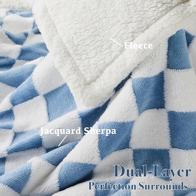 Ohocut Checkered Dog Blanket, Blue Jacquard Sherpa Blankets for Small Dog and Cats, Cute Aesthetic Style Fluffy Fleece Pets Blanket for Couch Protection Washable, 30"x40"