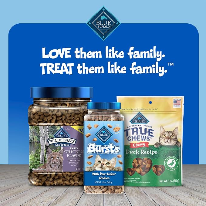 Blue Buffalo Bursts Paw-Lickin' Chicken Crunchy & Creamy Cat Treats, Great for Training, Made with Real Chicken, Natural Cat Treats Enhanced with Vitamins, Minerals & Other Nutrients, 5 oz.