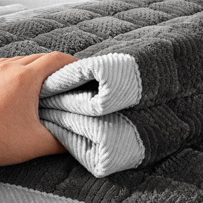 Couch Cover for Dogs Washable,Anti-Slip Back Cat Mat Pet Pad Blanket for Furniture Protector,Fuzzy Pet Sofa Cover for 3 Cushion Couch Sofa Pets Friendly (Dark Gray, 1pc/27.6"x70.9"/Seat Cover)
