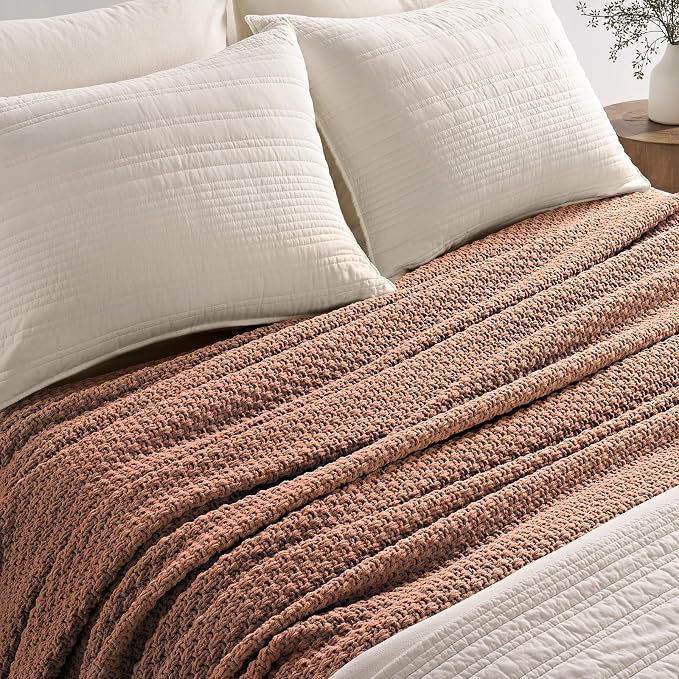 EVERGRACEHOME Chunky Polyester Knit Throw Blanket for Couch, Soft Luxurious Oversized King Moss Stitch Blanket for Bed, Large Cozy Farmhouse Knitted Throw for Sofa, Terracotta Clay, 108" x 92"