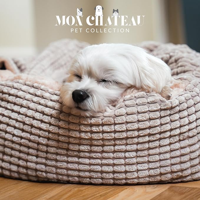 Mon Chateau Snuggle Haven Hooded Pet Bed, Covered Cat or Dog Bed, Waterproof and Machine Washable with Anti-Skid Bottom, Designed for Comfort and Safety, Oatmeal Glow